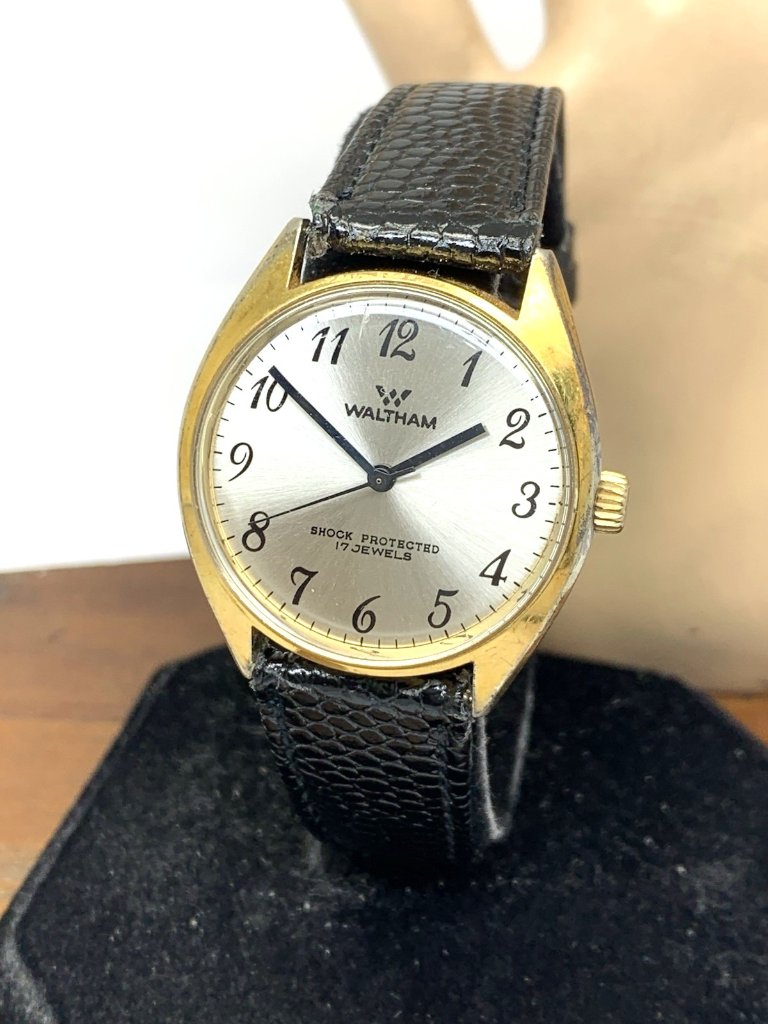 Waltham Mens Watch Vintage Manual Wind Silver Dial Black Leather Strap 34mm